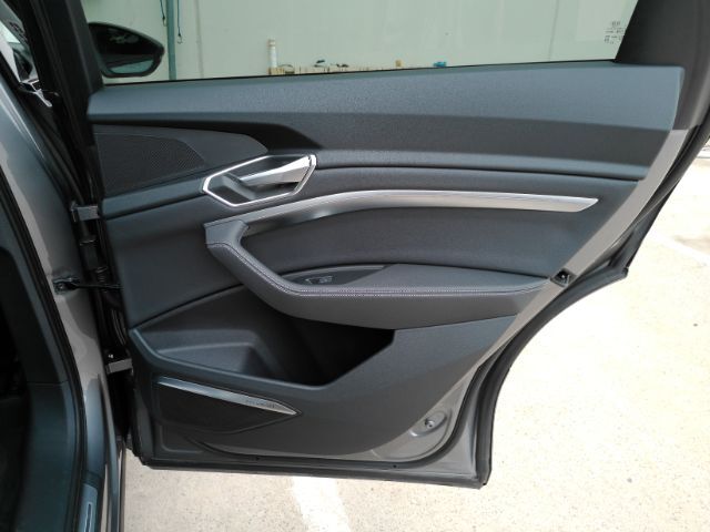 2022 Audi e-tron Premium Plus quattro Plano TX