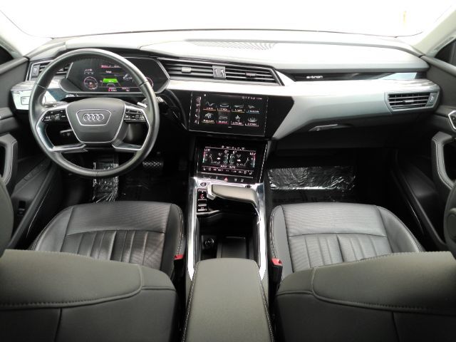 2022 Audi e-tron Premium Plus quattro Plano TX