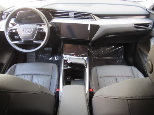 2022 Audi e-tron Premium Plus quattro Plano TX