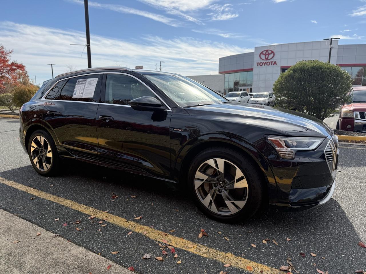 2022 Audi e-tron Premium Plus quattro