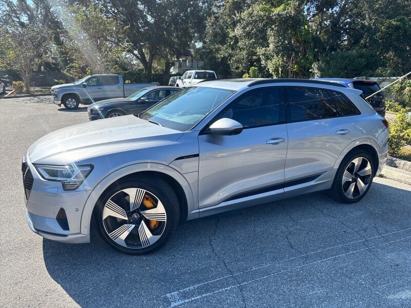 2022 Audi e-tron Premium Plus w/BLACK OPTIC PKG. Seffner FL