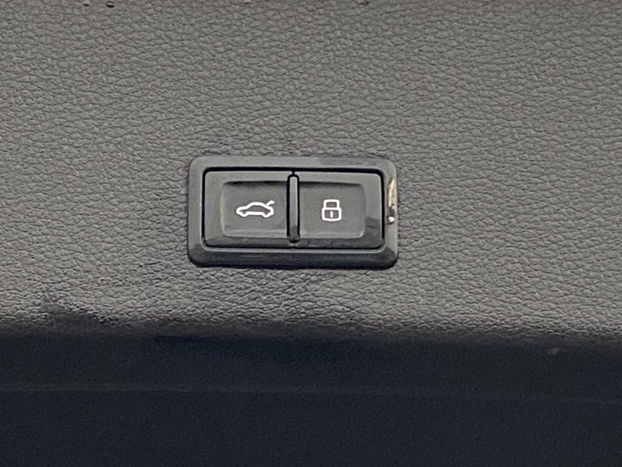 2022 Audi e-tron Premium Richmond Hill NY