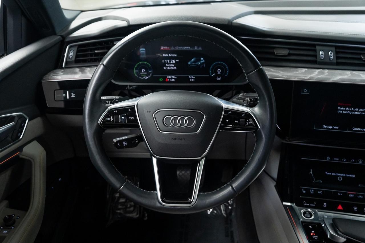 2022 Audi e-tron Prestige 1 Owner Vented Seats Black Optic Exterior Package Portland OR