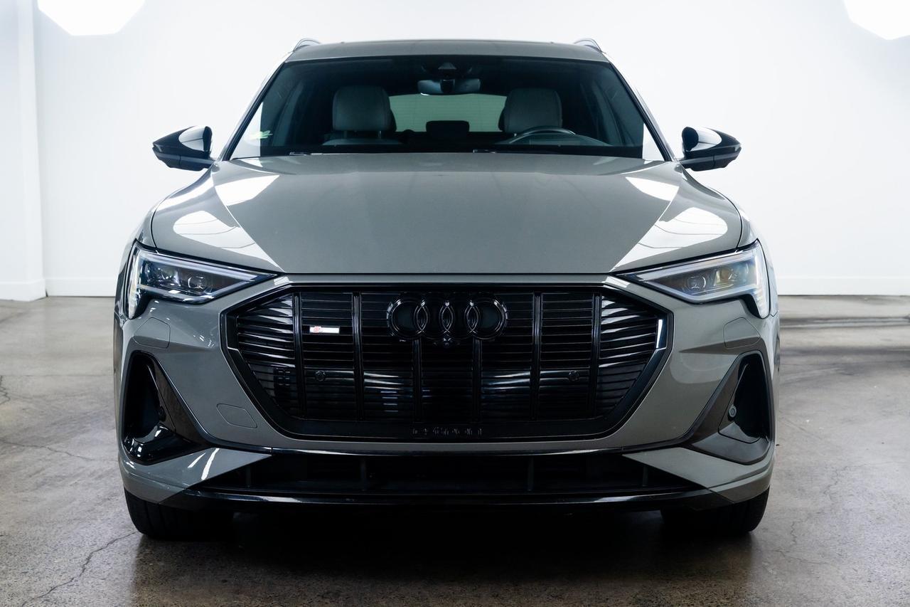 2022 Audi e-tron Prestige 1 Owner Vented Seats Black Optic Exterior Package Portland OR