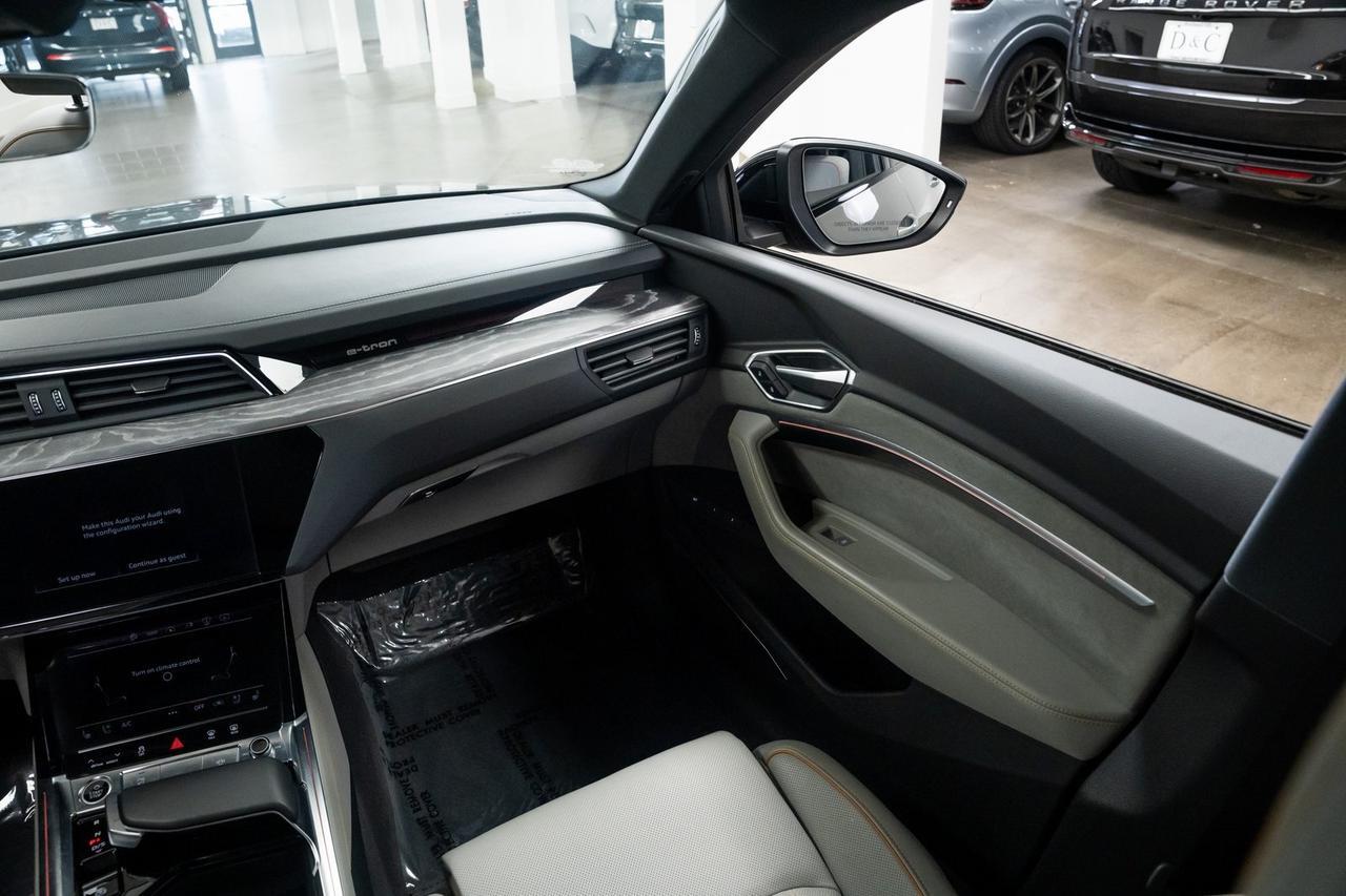 2022 Audi e-tron Prestige 1 Owner Vented Seats Black Optic Exterior Package Portland OR