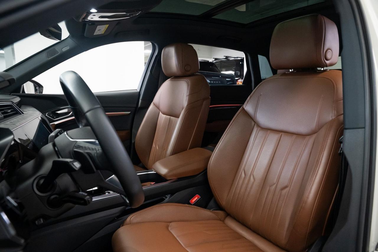 2022 Audi e-tron Prestige 1 Owner Vented Seats Black Optic Package Portland OR