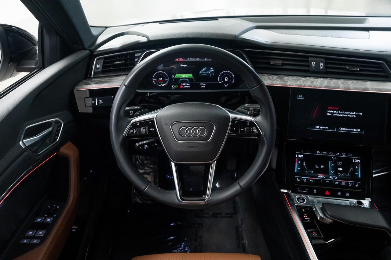 2022 Audi e-tron Prestige 1 Owner Vented Seats Black Optic Package Portland OR