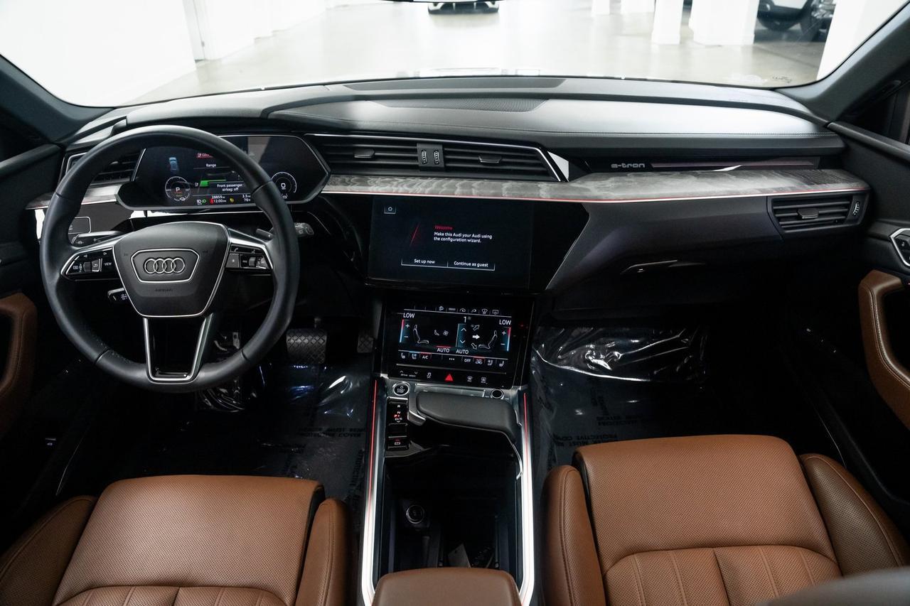 2022 Audi e-tron Prestige 1 Owner Vented Seats Black Optic Package Portland OR