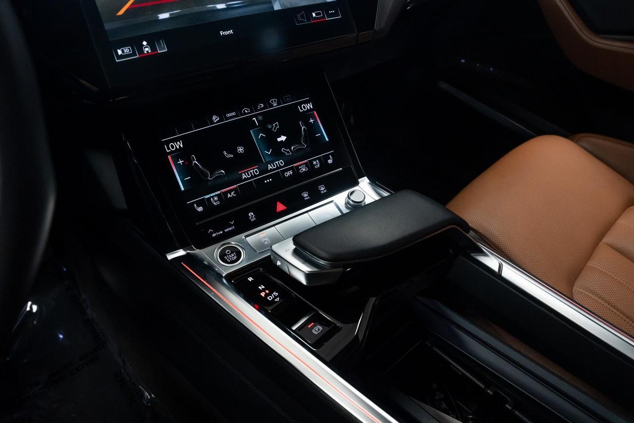 2022 Audi e-tron Prestige 1 Owner Vented Seats Black Optic Package Portland OR