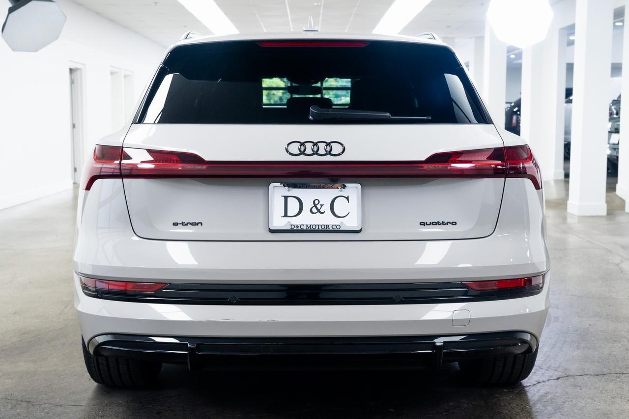 2022 Audi e-tron Prestige 1 Owner Vented Seats Black Optic Package Portland OR