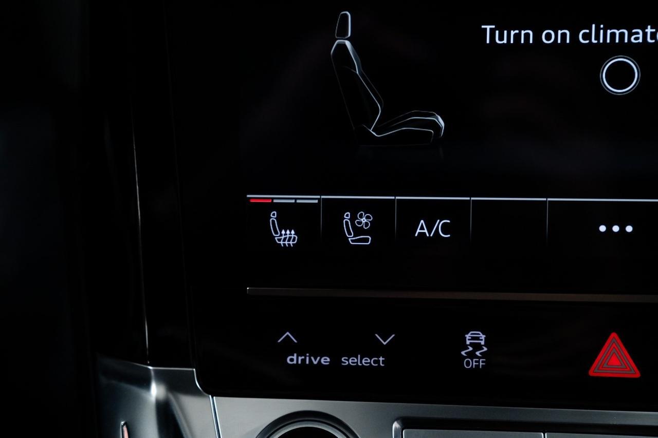 2022 Audi e-tron Prestige 1 Owner Vented Seats Chronos Package Portland OR