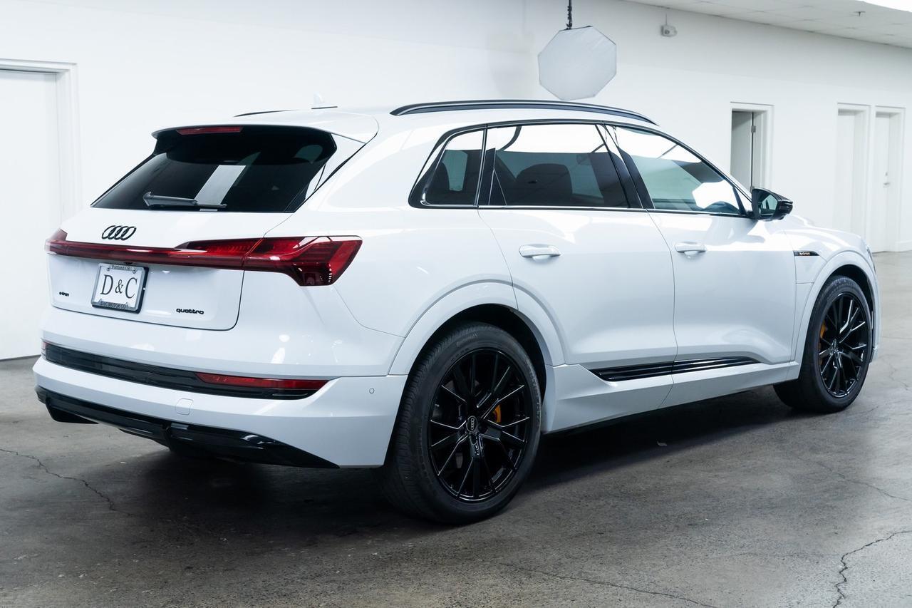 2022 Audi e-tron Prestige quattro 1 Owner Chronos Edition Massage Seats Portland OR