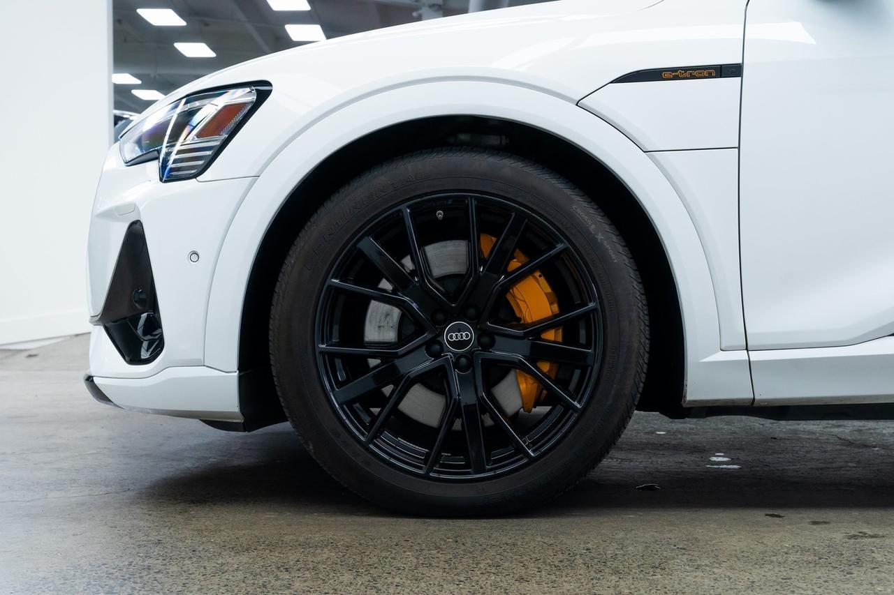 2022 Audi e-tron Prestige quattro 1 Owner Chronos Edition Massage Seats Portland OR