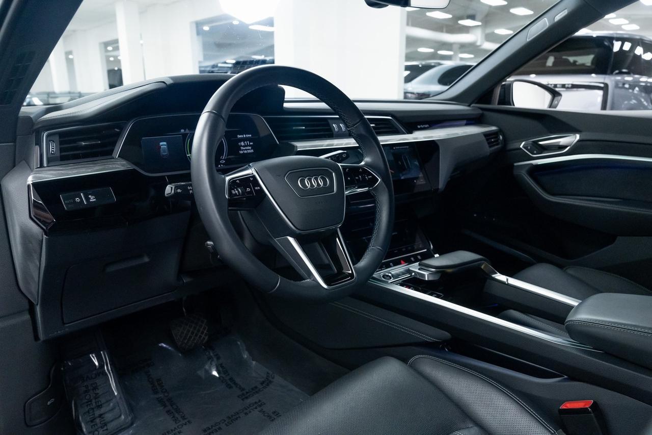 2022 Audi e-tron Prestige quattro 1 Owner Chronos Edition Massage Seats Portland OR
