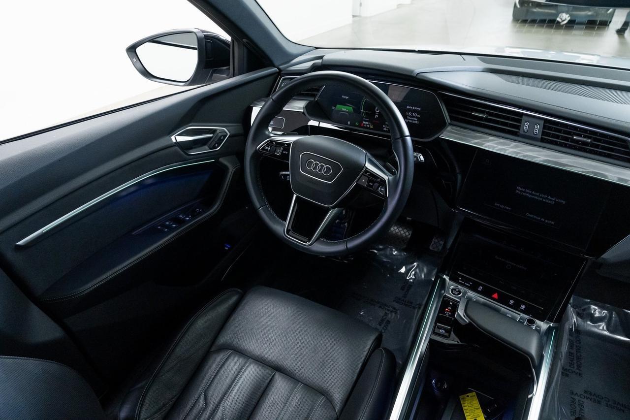 2022 Audi e-tron Prestige quattro 1 Owner Chronos Edition Massage Seats Portland OR