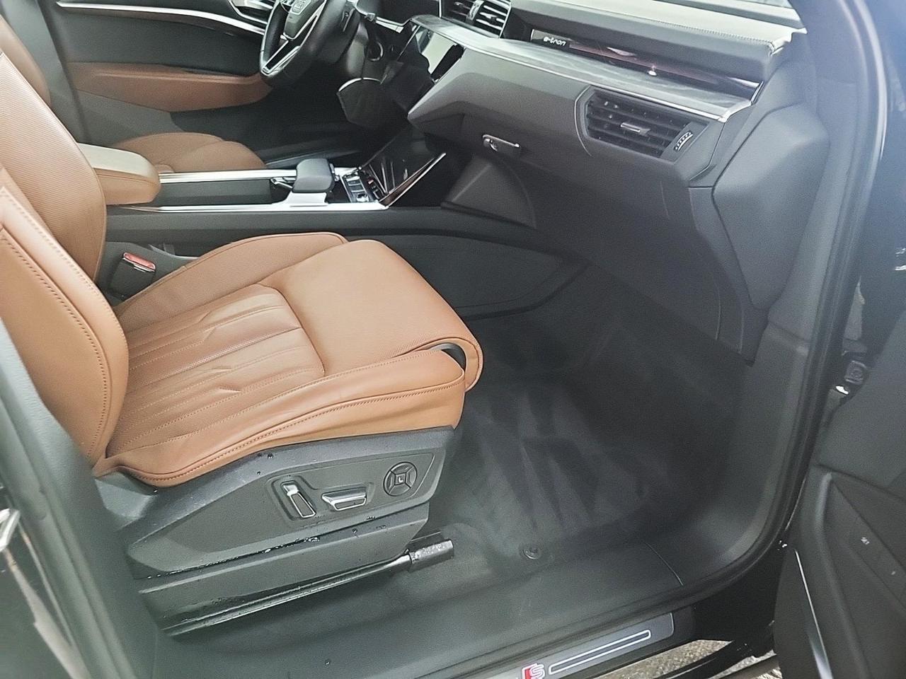 2022 Audi e-tron Prestige quattro Chronos Massage Seats Head-Up Display Portland OR