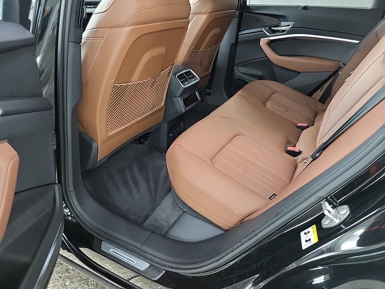 2022 Audi e-tron Prestige quattro Chronos Massage Seats Head-Up Display Portland OR