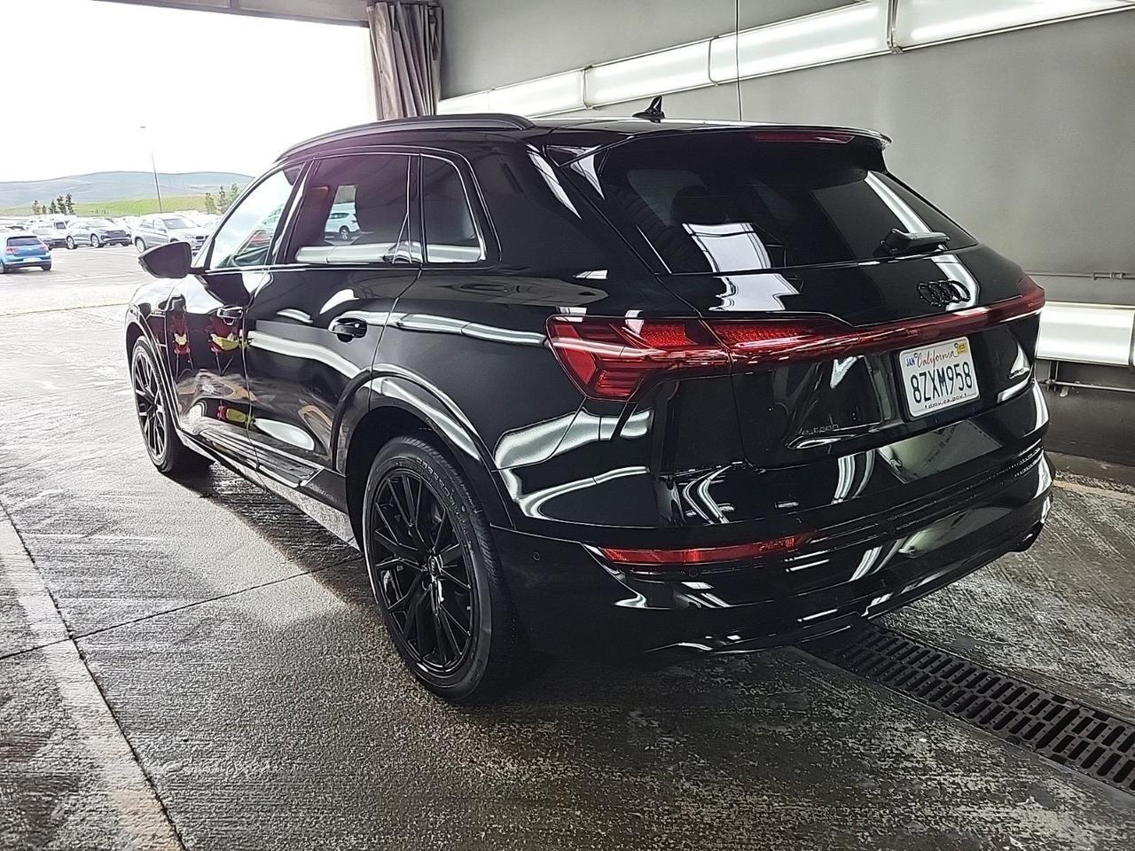 2022 Audi e-tron Prestige quattro Chronos Massage Seats Head-Up Display Portland OR