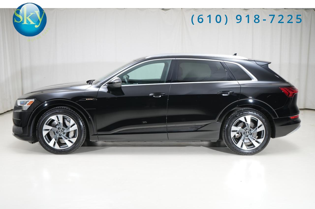 2022 Audi e-tron Quattro AWD Premium