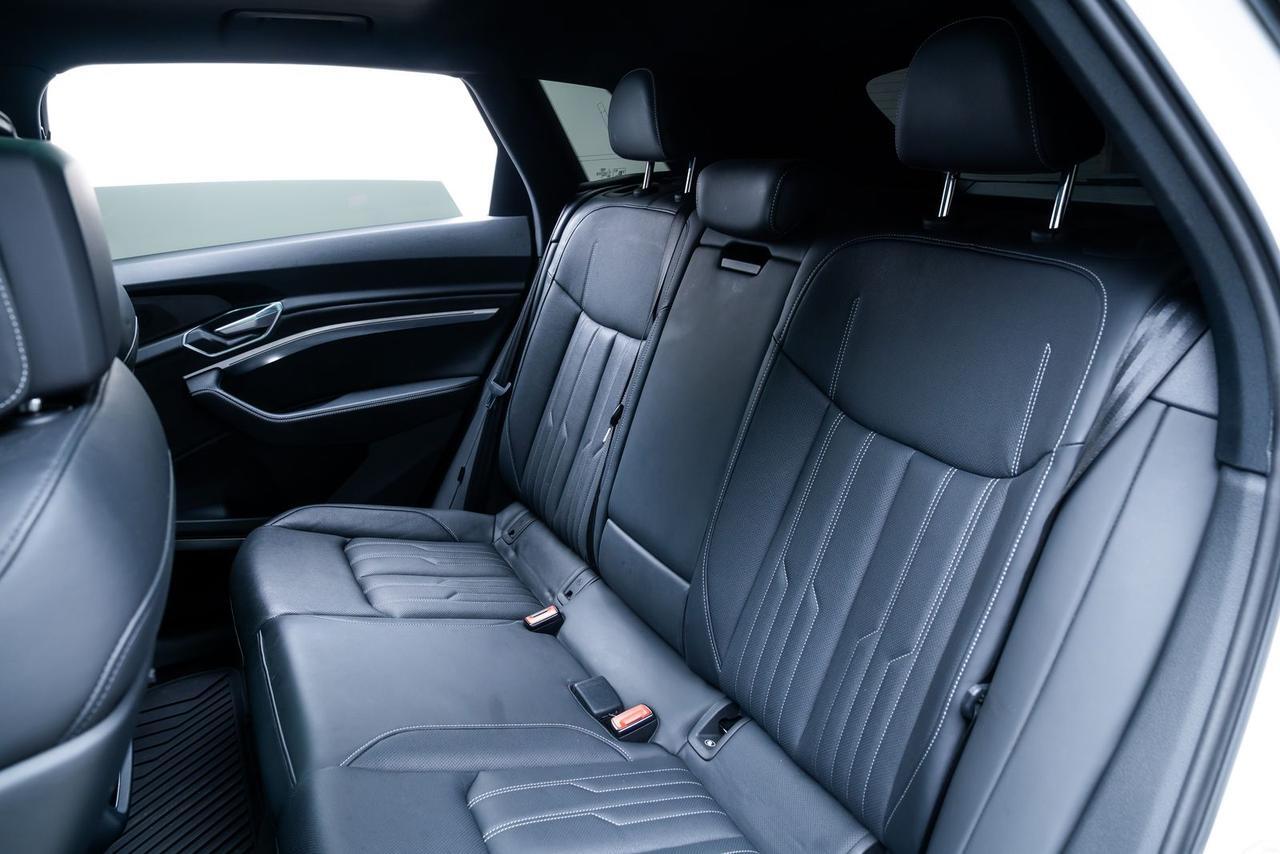 2022 Audi e-tron S Premium Plus 1-Owner Vented Massage Seats Portland OR