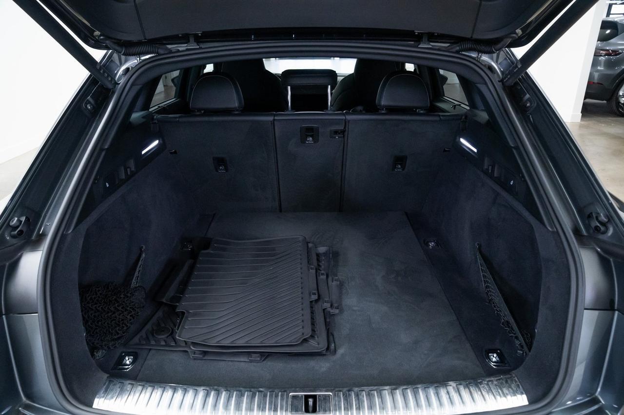 2022 Audi e-tron S Prestige 1 Owner Heated Seats Black Optic Package Portland OR