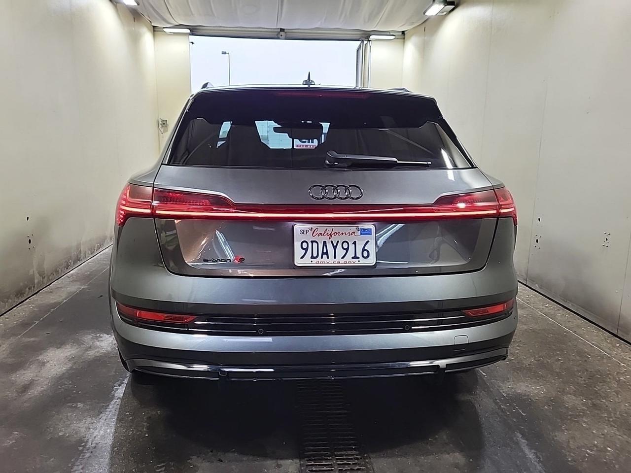 2022 Audi e-tron S Prestige quattro WA1VCBGE7NB039166 Portland OR