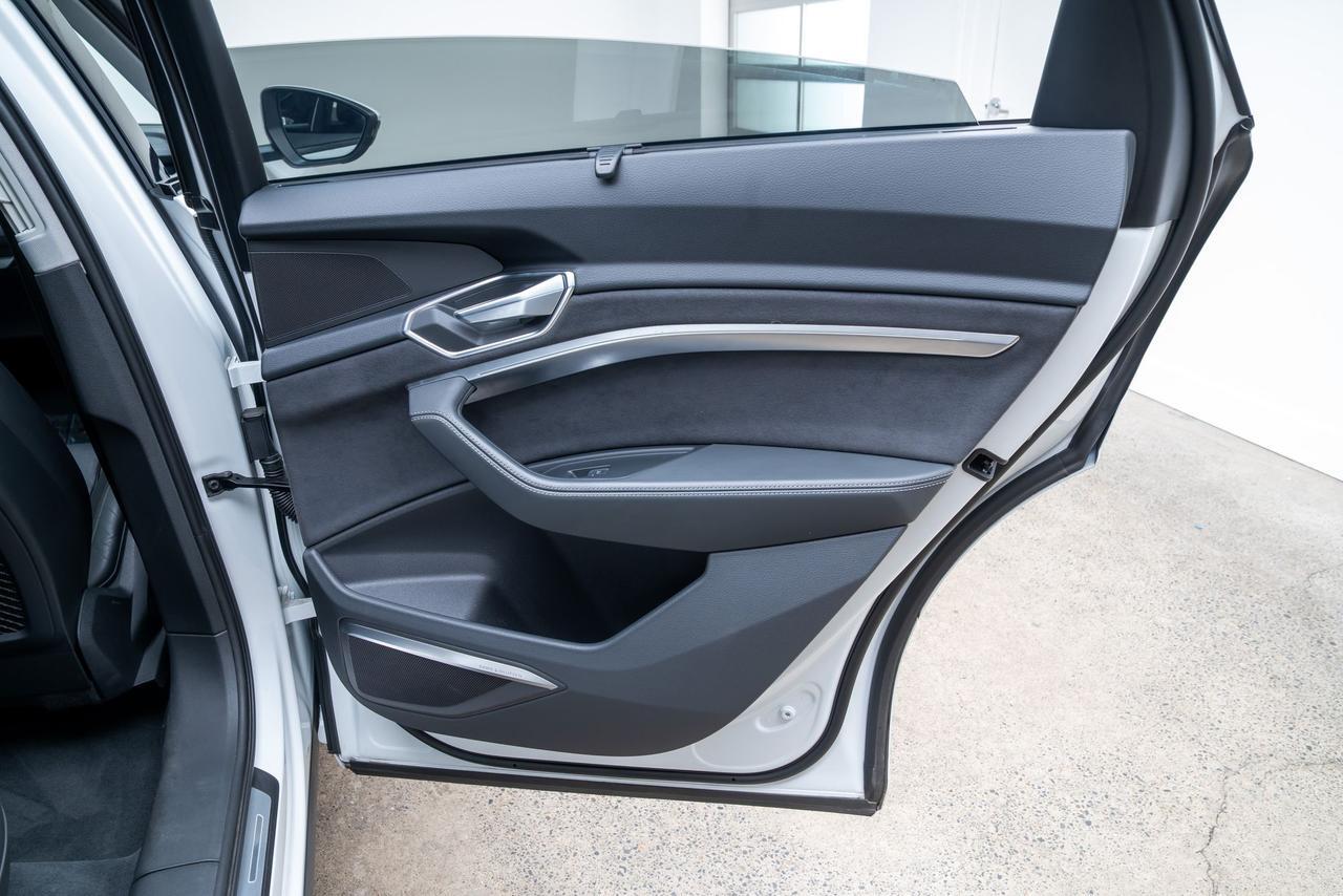 2022 Audi e-tron Sportback S line Prestige quattro Bang &amp; Olufsen Sound Head-Up Display Portland OR