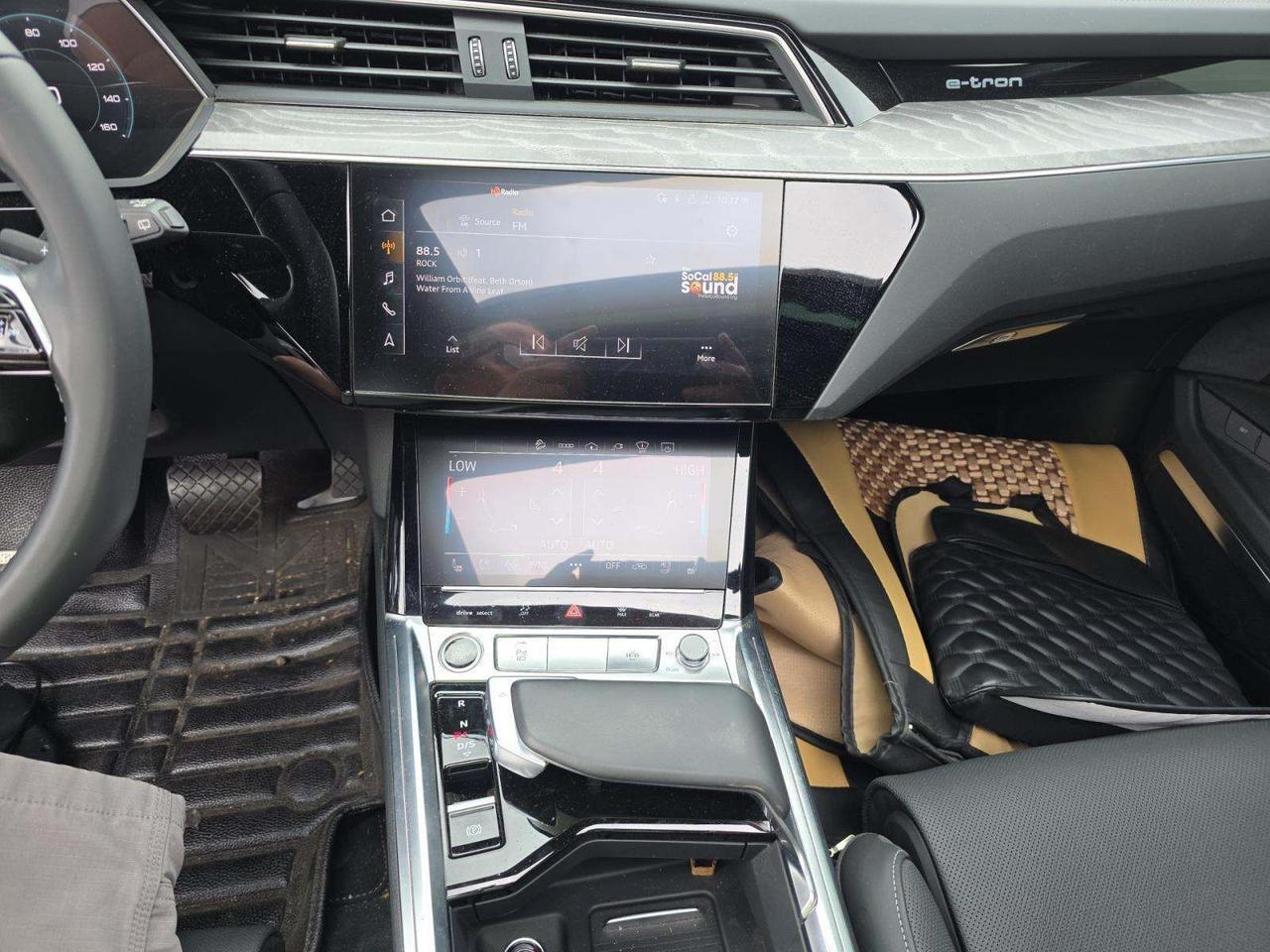 2022 Audi e-tron quattro Chronos Edition Massage Seats Portland OR