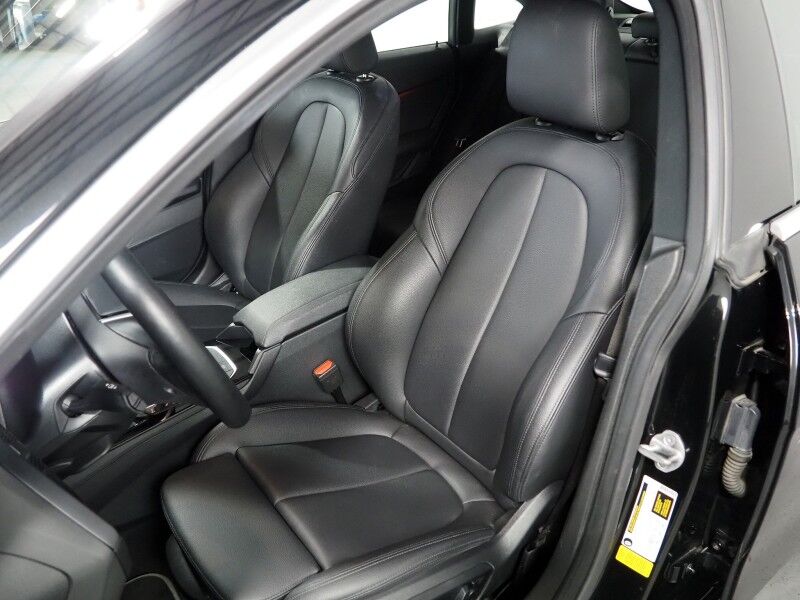 2022 BMW 228i Gran Coupe *NAVIGATION, LIVE COCKPIT PRO, SAFETY ALERTS, BACKUP-CAMERA, PANORAMA MOONROOF, HEATED SEATS/STEERING, COMFORT ACCESS, 18 INCH WHEELS, ANDROID & APPLE Round Rock TX