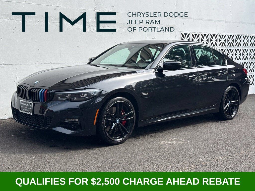 2022 BMW 3 Series 330e xDrive