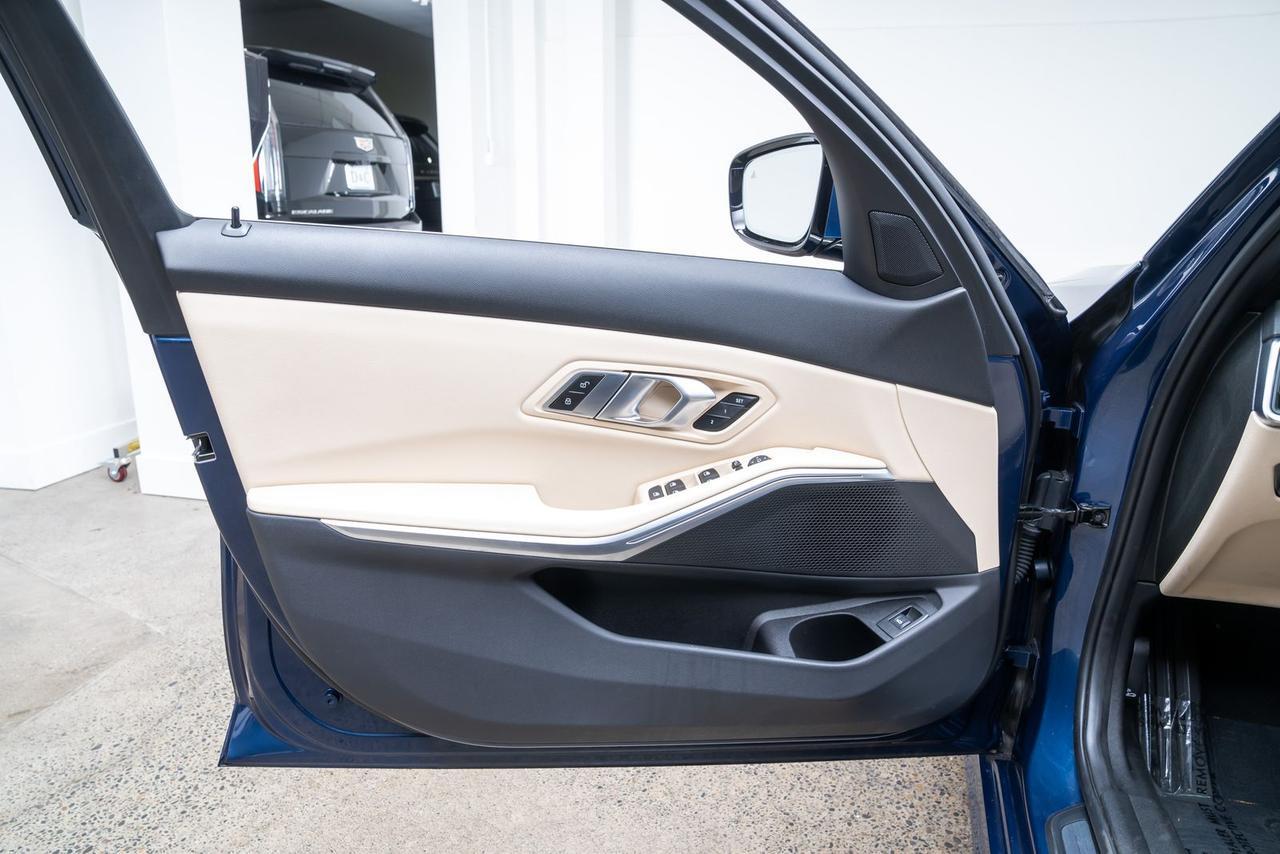 2022 BMW 3 Series 330i xDrive Driving Assistance Package Portland OR