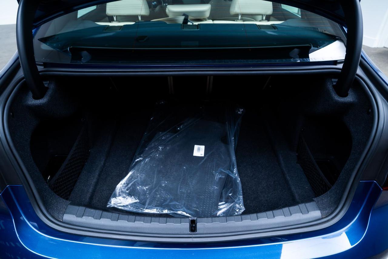2022 BMW 3 Series 330i xDrive Driving Assistance Package Portland OR