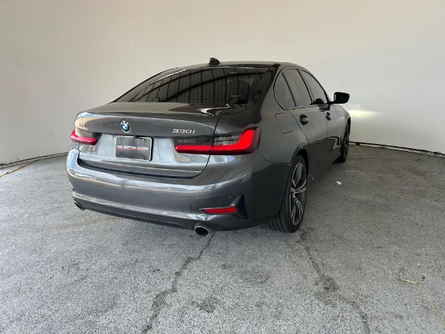 2022 BMW 3-Series 330i xDrive