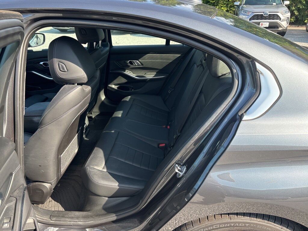 2022 BMW 3 Series 330i