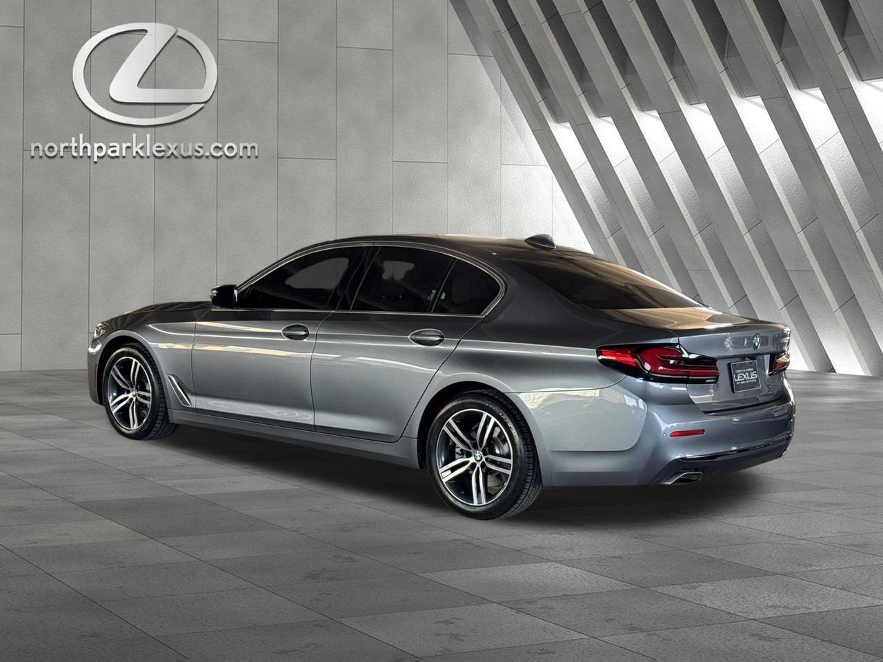 2022 BMW 5 Series 530i