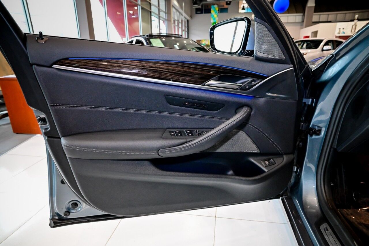 2022 Bmw 530i xDrive photo 16