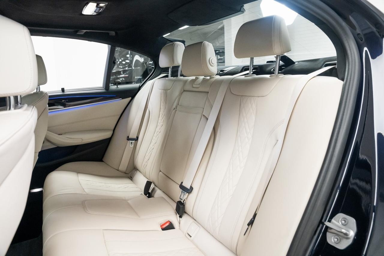 2022 BMW 5 Series M550i xDrive 1 Owner Executive Package Harman/Kardon Audio Portland OR
