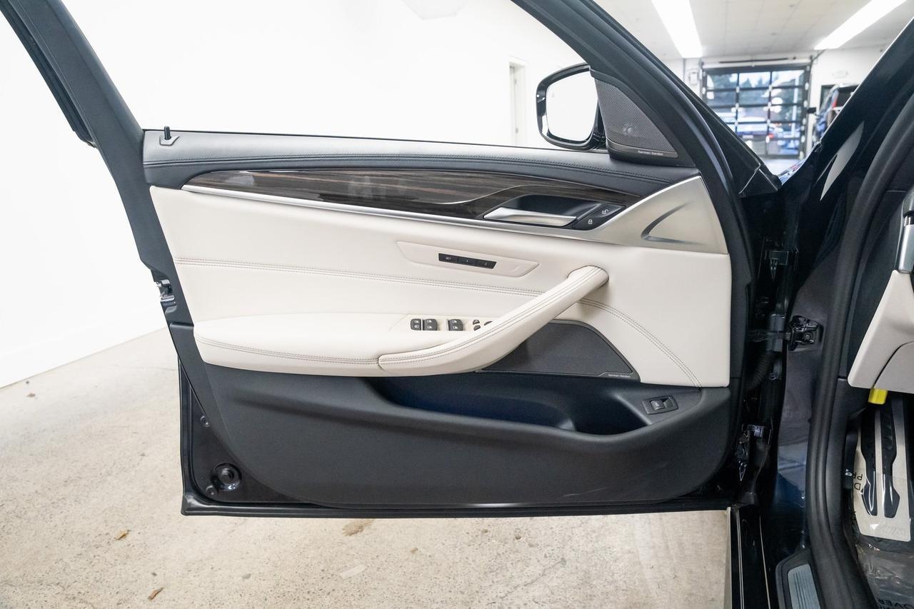 2022 BMW 5 Series M550i xDrive 1 Owner Executive Package Harman/Kardon Audio Portland OR