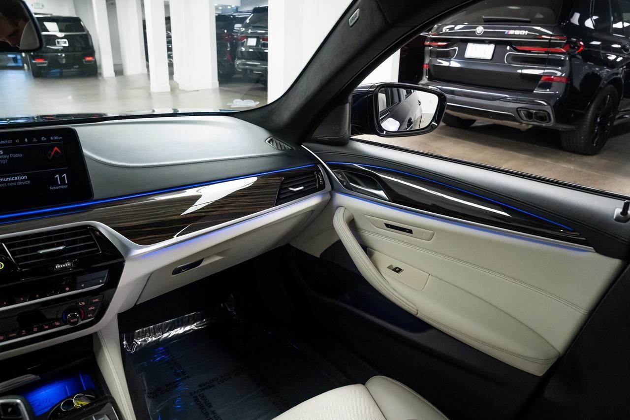 2022 BMW 5 Series M550i xDrive 1 Owner Executive Package Harman/Kardon Audio Portland OR