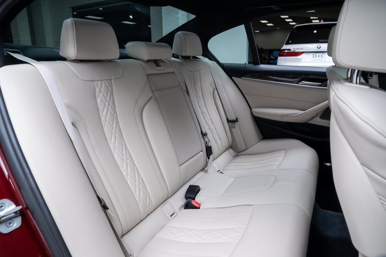 2022 BMW 5 Series M550i xDrive 1 Owner / Premium Package / Parking Assist Package Portland OR