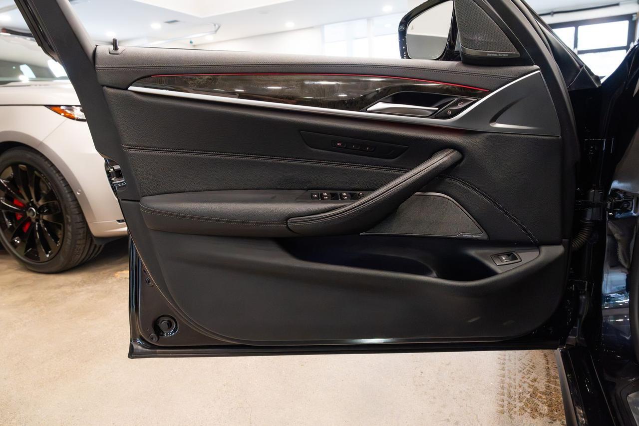 2022 BMW 5 Series M550i xDrive Gladstone OR