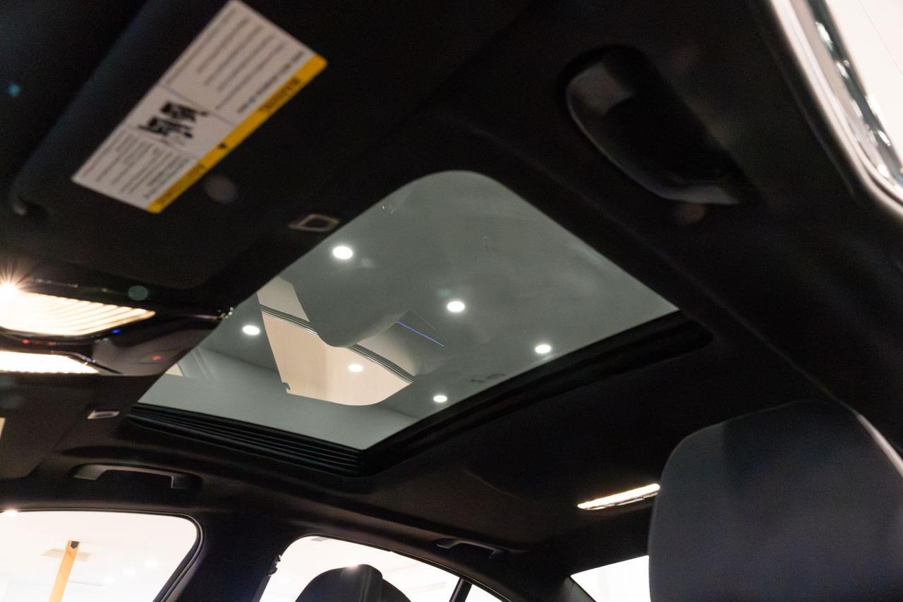 2022 BMW 5 Series M550i xDrive Gladstone OR