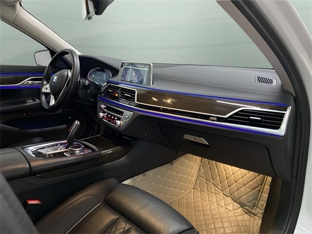 2022 BMW 7 Series 740i Dallas TX