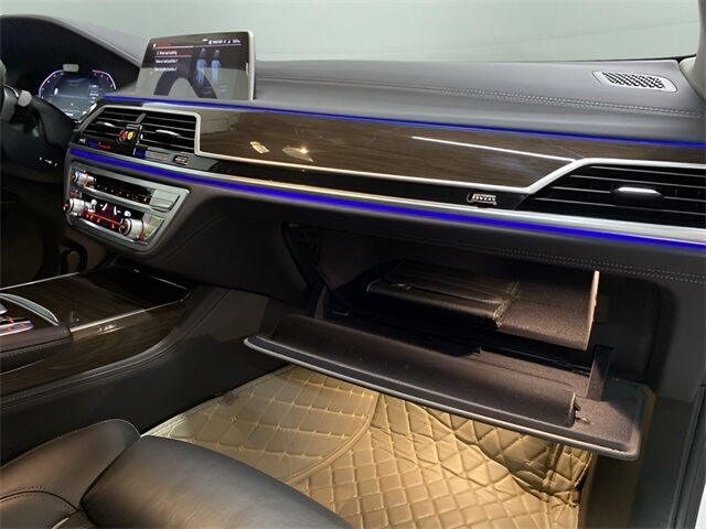 2022 BMW 7 Series 740i Dallas TX