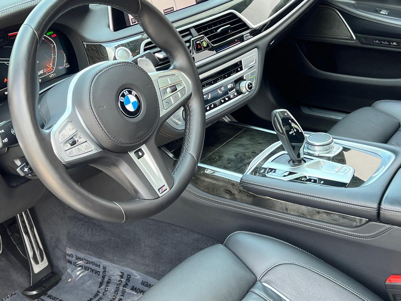 2022 BMW 7 Series 750i xDrive