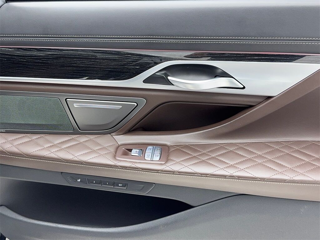 2022 BMW 7 Series 750i xDrive M SPORT,NAV,CAM,PANO,CLMT STS,HEADS UP Plano TX