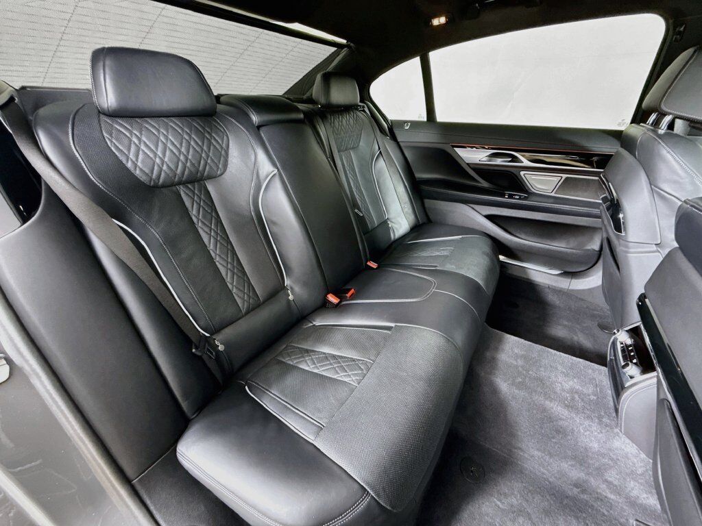 2022 BMW 7 Series 750i xDrive Willowbrook IL
