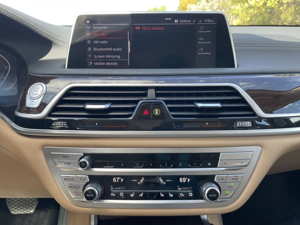 2022 BMW 7 Series 750i xDrive~BUCKETS/COOLED SEATS~CRUISE CONTROL~DRIVER ASSISTANCE PACKAGE~MOONROOF / SUNROOF~PREMIUM SOUND SYSTEM Sarasota FL