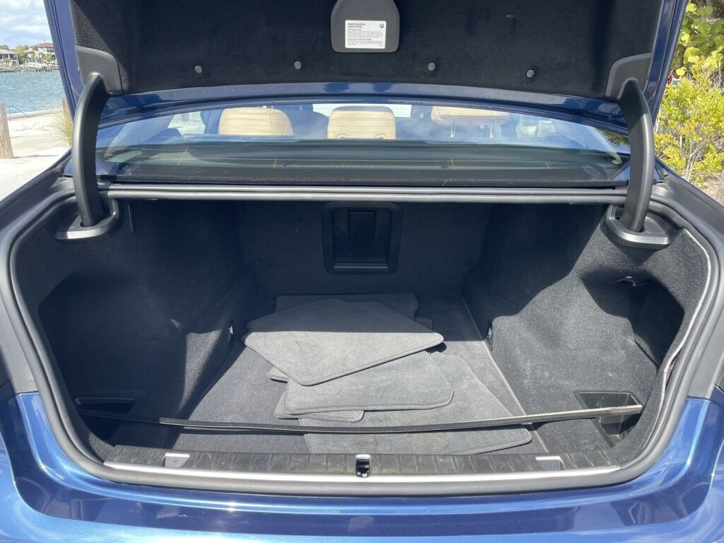 2022 BMW 7 Series 750i xDrive~BUCKETS/COOLED SEATS~CRUISE CONTROL~DRIVER ASSISTANCE PACKAGE~MOONROOF / SUNROOF~PREMIUM SOUND SYSTEM Sarasota FL