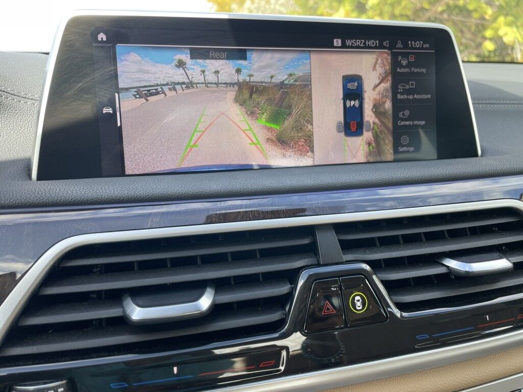 2022 BMW 7 Series 750i xDrive~BUCKETS/COOLED SEATS~CRUISE CONTROL~DRIVER ASSISTANCE PACKAGE~MOONROOF / SUNROOF~PREMIUM SOUND SYSTEM Sarasota FL